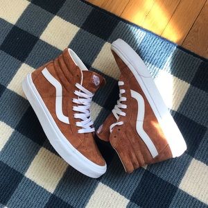 Vans Sk8-Hi Reissue High Top Brown Suede Sneakers
